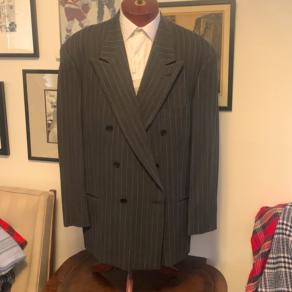 Very Vintage Armani Collezioni suit 46L Saks